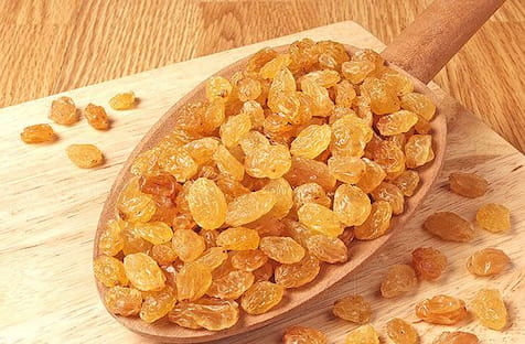 تصویر 4 از کشمش گلدن ملکان طبیعی مناسب مصرف روزانه خانواده